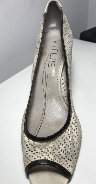 Sapatos mulher marca vírus 39