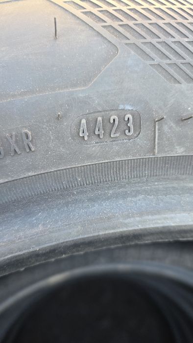 шины 235/55/18 Goodyear eagle f1
