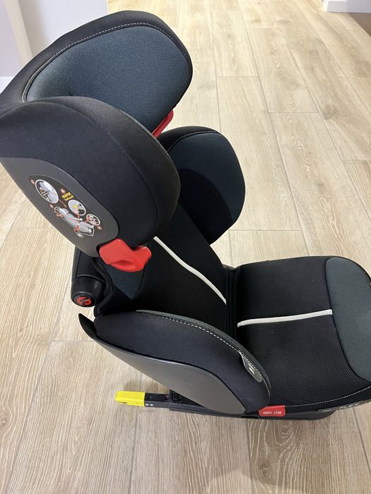 Дитяче автокрісло трансформер Peg-Perego Viaggio 2-3 Flex Італія