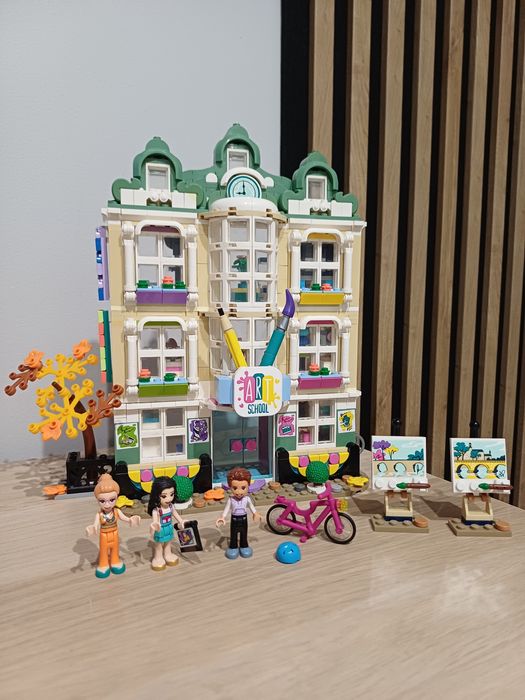 Klocki Lego Friends 41711 Szkoła artystyczna Emmy