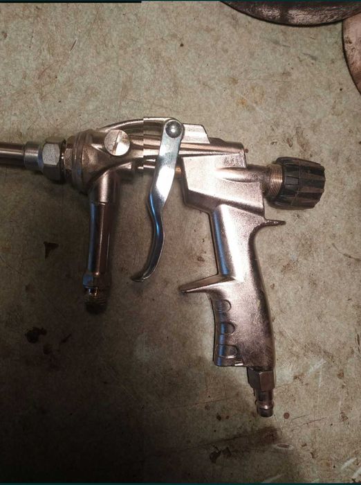 Пістолет для монтажної піни професійний