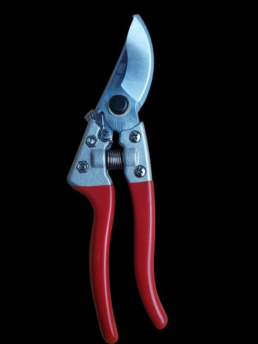 Профессиональный японский секатор Стандарт