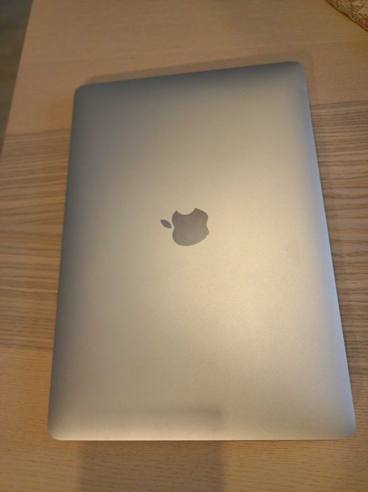 MacBook Air M1 – Excelente Estado