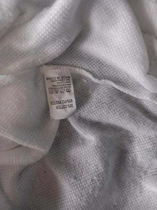 Nowa nienoszona bluzka, rozmiar M.