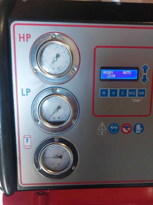 Стенд / установка для заправки автокондиционеров полуавтомат Werther AC950 Италия бу