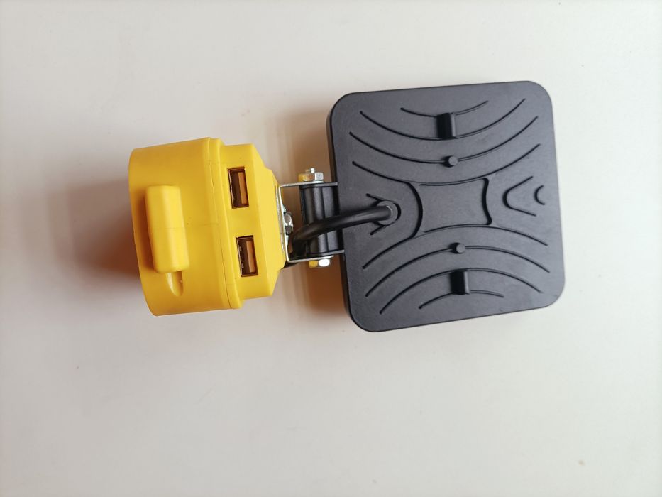 Lampa halogen LED do akumulatorów DeWalt