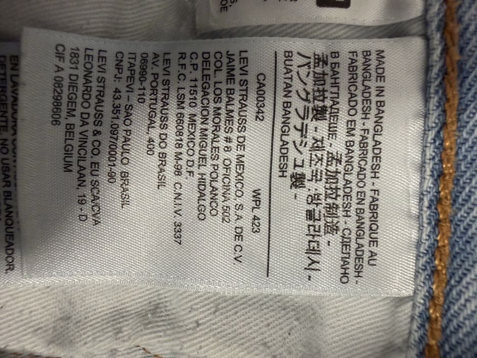 Джинси Levis 501