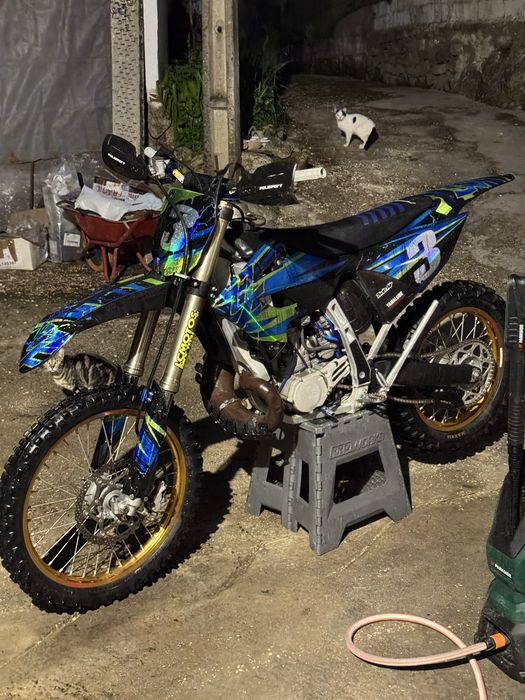 Yz 250 2024 preparada para enduro