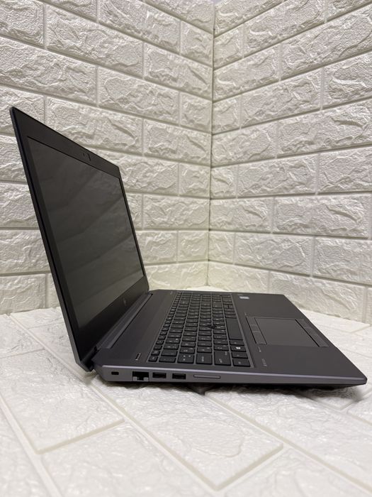 HP ZBook 15 G5 | i7-8850H | 24GB | SSD 512GB | NVIDIA Quadro P2000