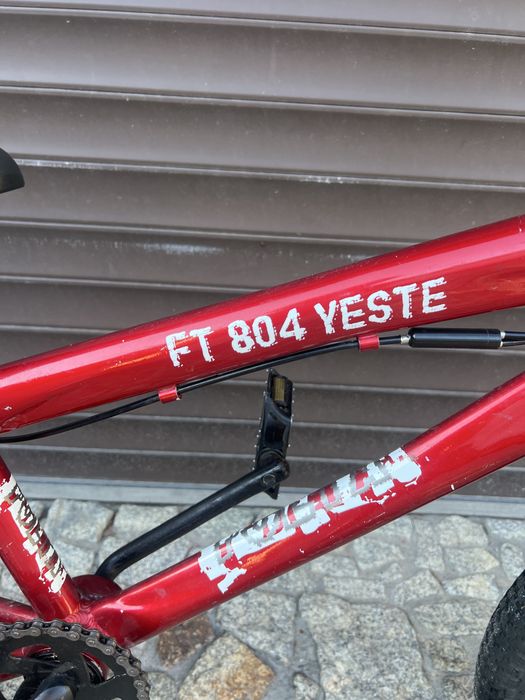 BMX Folta FT 804 Yeste + 4 pegi