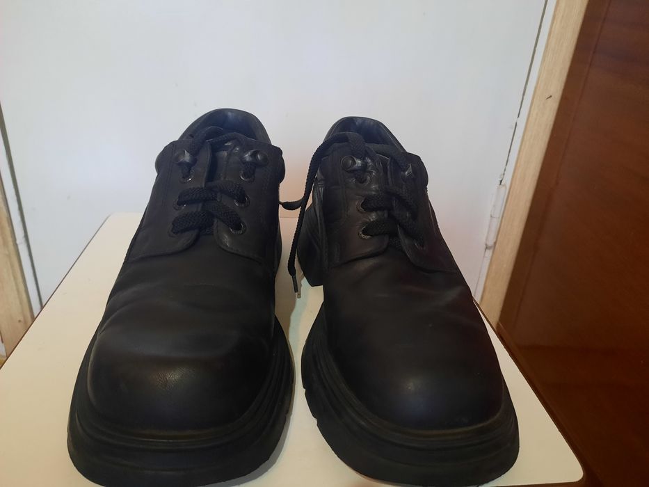 Отличные демисезонные туфли