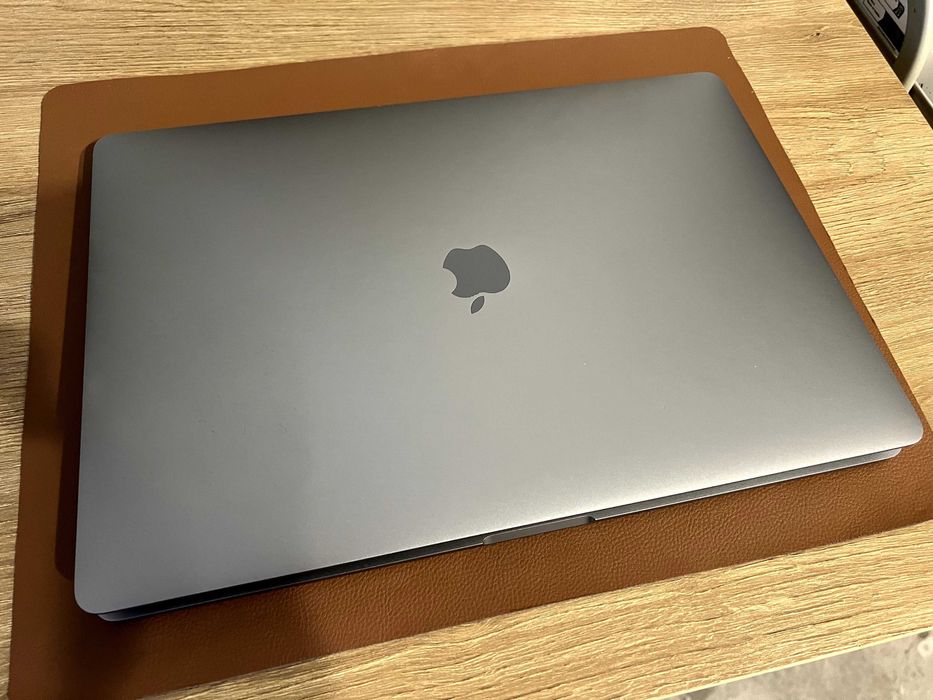 Apple MacBook Pro 16 (2019) Intel i9 1tb (16Gb) Space Gray (A2141)