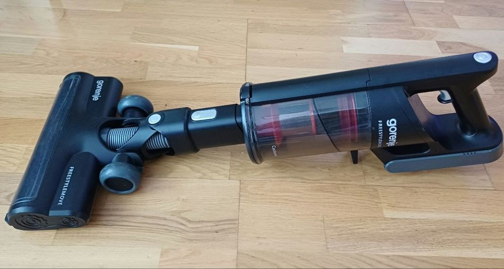 Пилосос ручний .