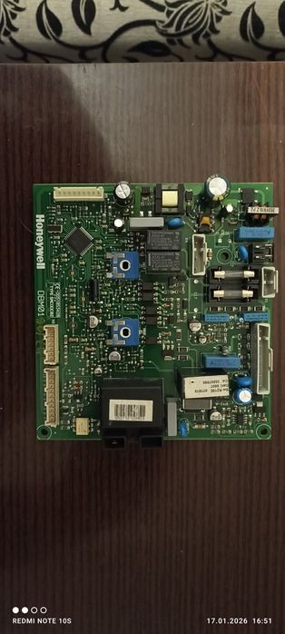 Плата котла FERROLI DBM01; DBM01.1