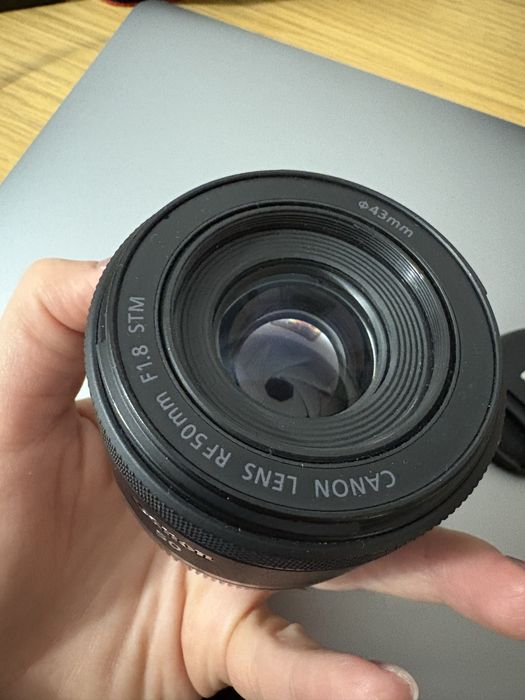 Canon EOS RP body + obiektyw Canon RF 50 mm 1.8 + gratisy