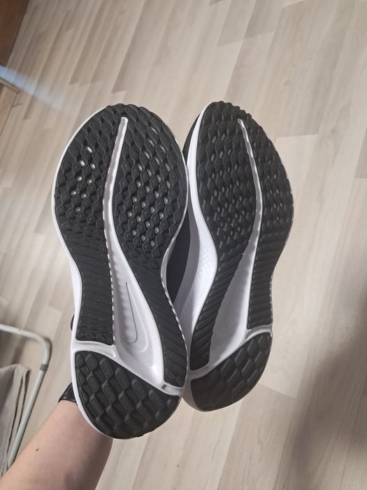 Nike Quest 5 rozmiar 39
