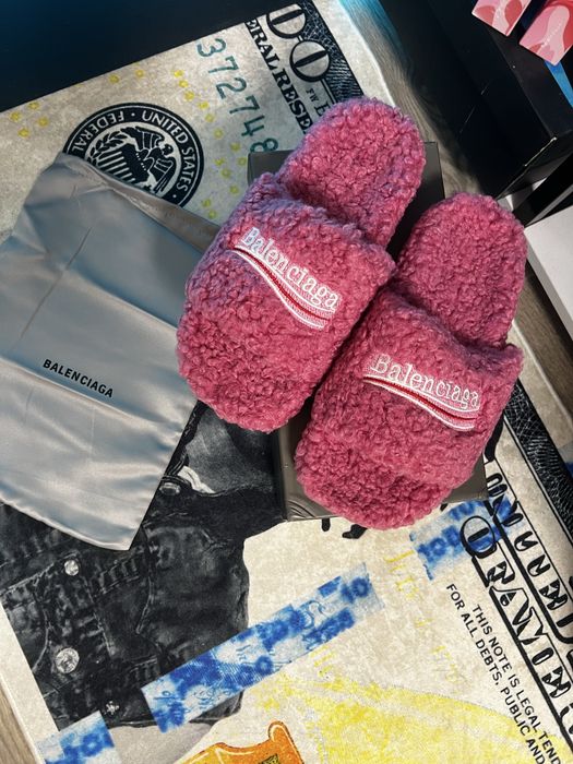 Тапки Balenciaga САМЫЕ НИЗКИЕ ЦЕНЫ