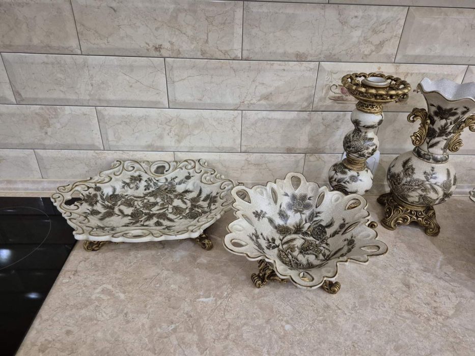 Вази для фруктів