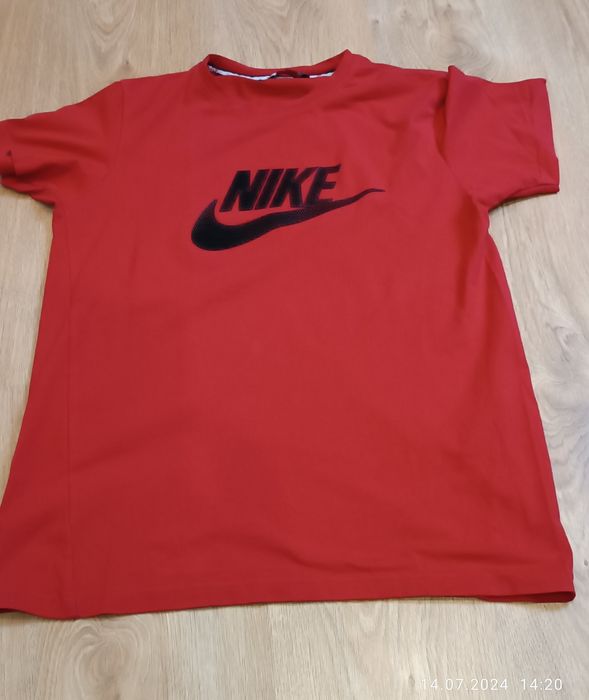 Koszulka Nike M czerwona