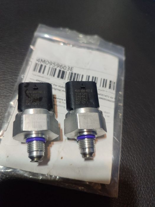 Продаю новий оригінальний датчик 4M0959603E для e-golf