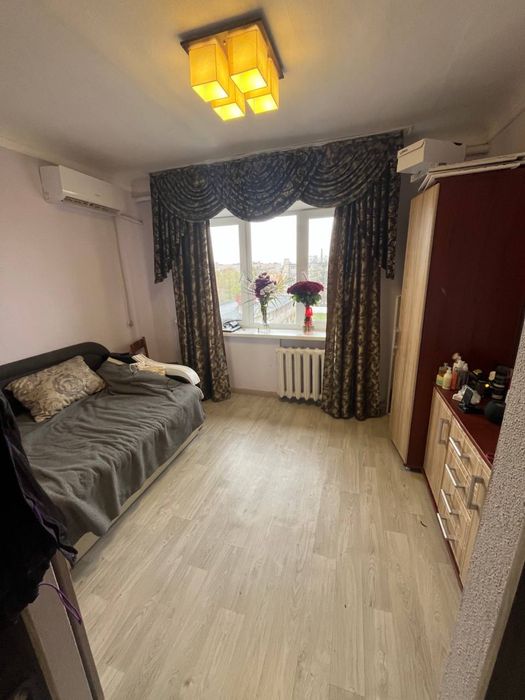 Продам малосімейку.