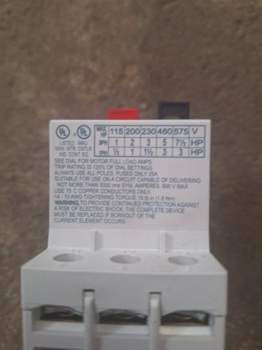 Włącznik prądowy Lovato LMS 25 10T
