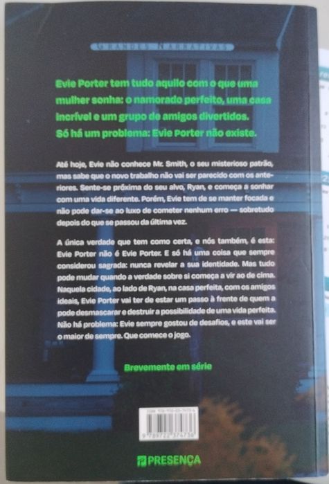 Thriller - "A Primeira Mentira Ganha" de Ashley Elston