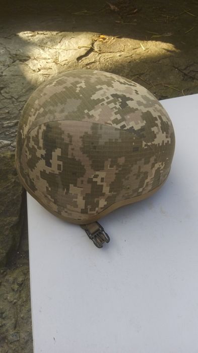 Тактичний шолом.