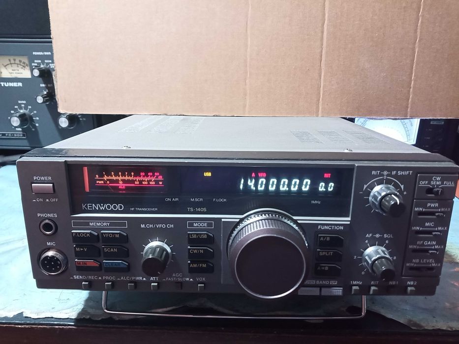 Rádio HF kenwood TS 140S
