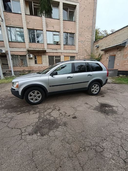 Продам Volvo CX90