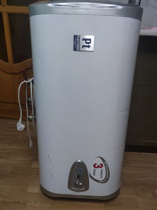 Продам Бойлер 80л