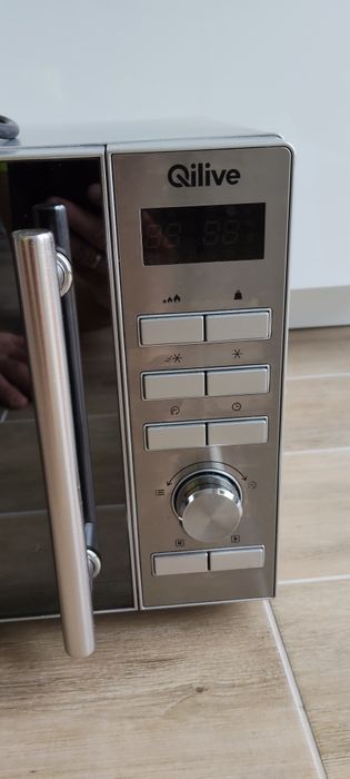 Kuchenka mikrofalowa Qilive