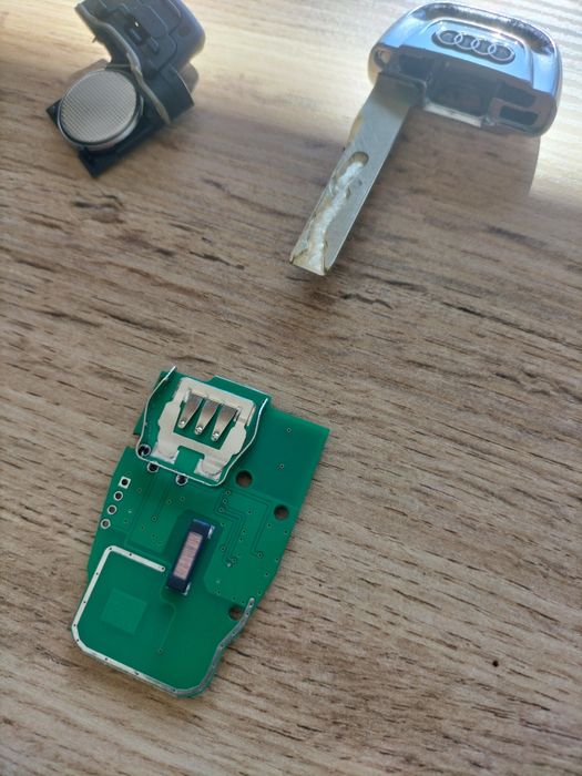 Kluczyk audi  A6 , A5 .A4.A3