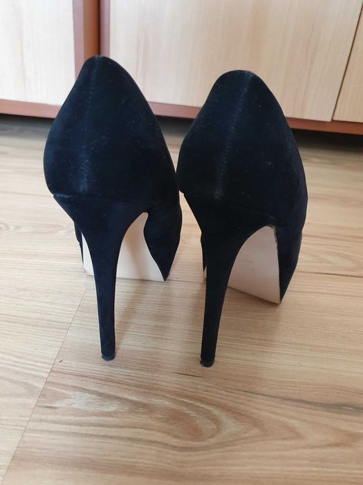 Czarne szpilki z platformą, pumps, New Look, 39