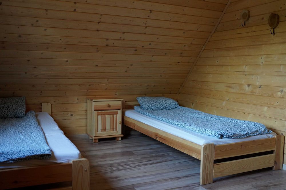 Noclegi dla firm, kwatery pracownicze, pokoje, domek ogrzewany z WiFi.