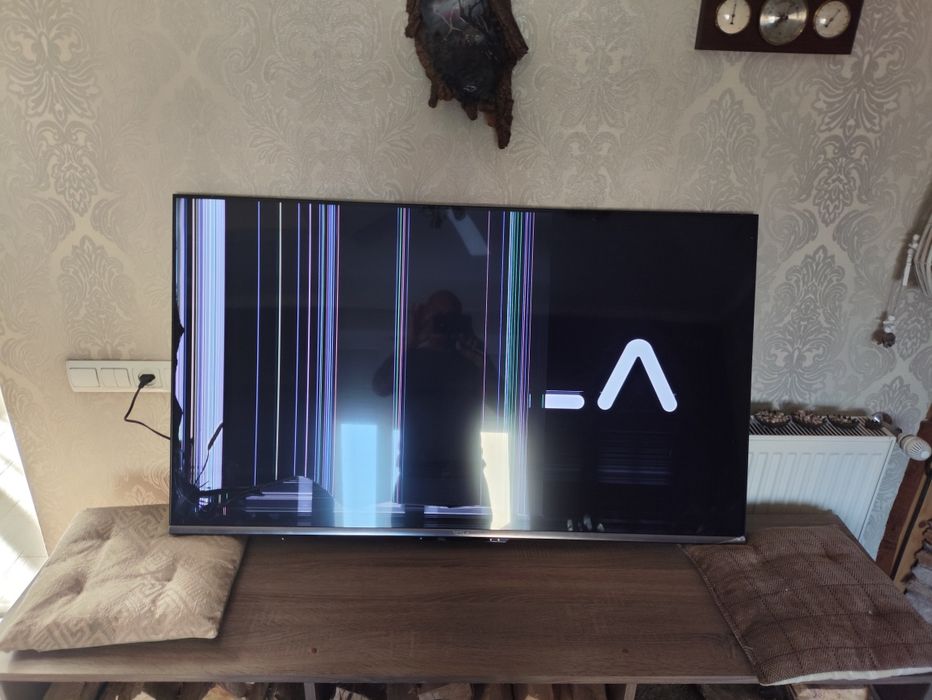 Телевізор TESLA 55