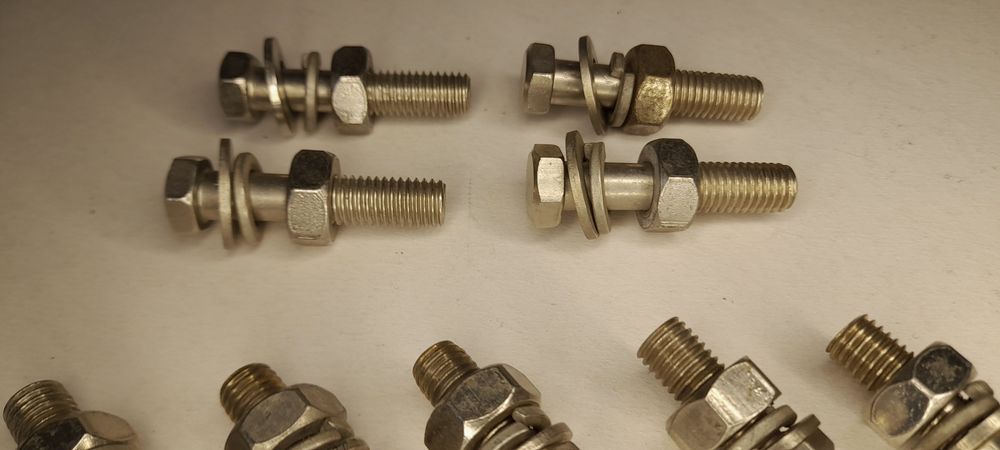 Продам крепёж М 10. Латунь. Комплект.