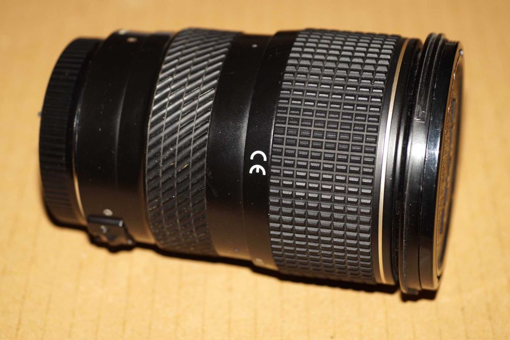 Tokina AF 28-70mm f/2.8 AT-X Pro для Canon
