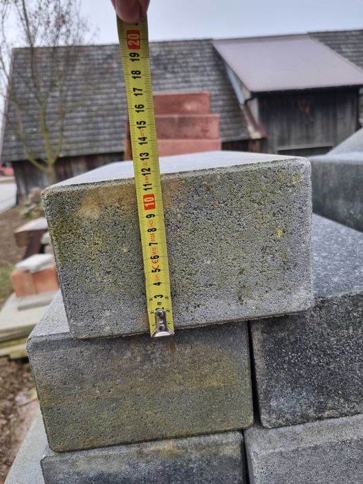 Palisada betonowa obrzeże betonowe 40cm NOVATOR 12x20x40