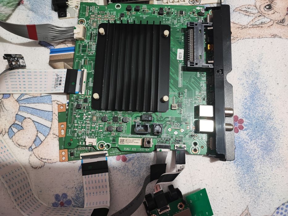 Placas TV Hisense RSAG7.820.11632/ROH / RSAG7.820.10889/ROH / CV580U1-T01-CB-1