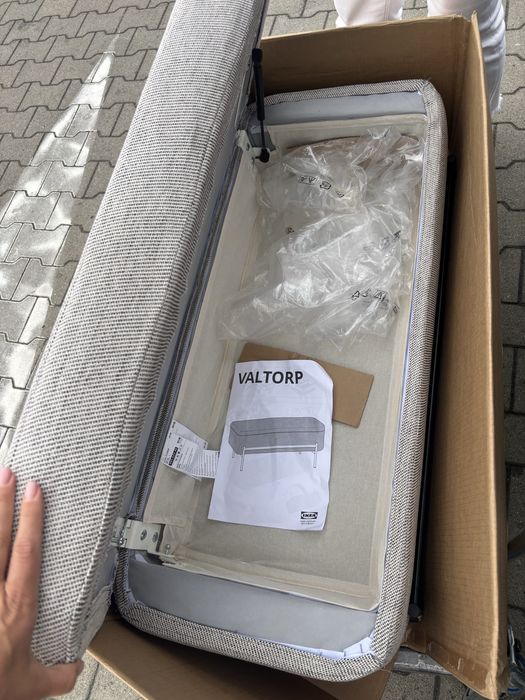 Nowa tylko złożona pufa Valtorp Ikea