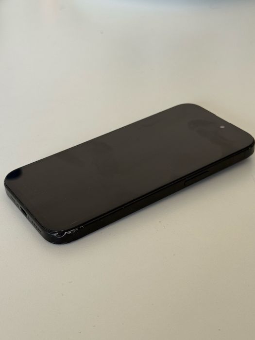 Iphone 15  USADO