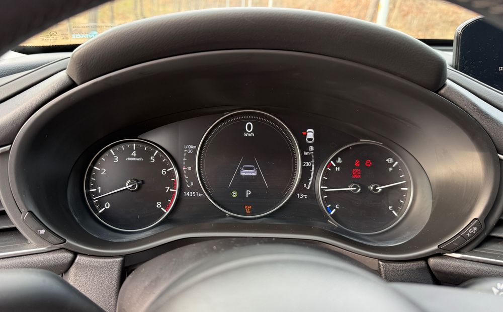 Продам Mazda CX-30 в гарному стані. 2.5 атмо, повний привід, комплектація select