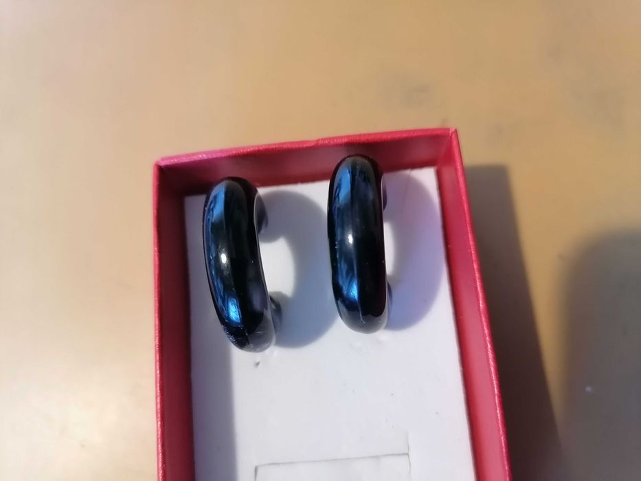 Женские серьги разные