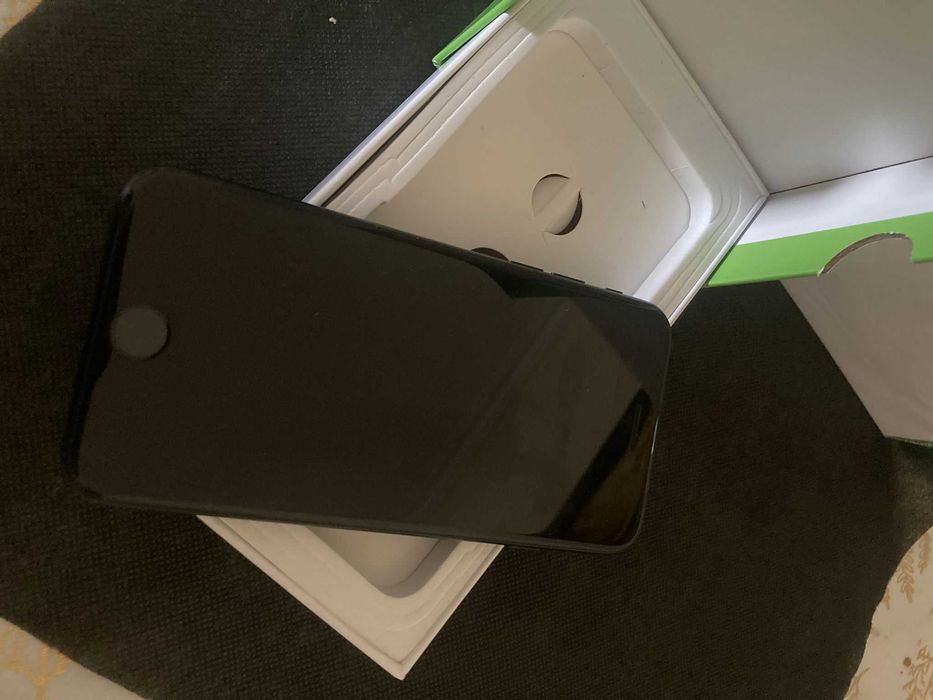 Apple iPhone SE 3ra Gen, 256GB