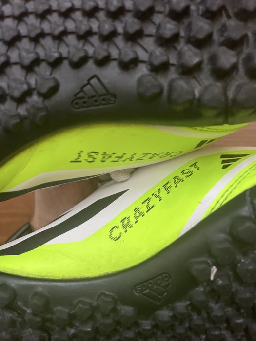 Chuteiras adidas piton borracha numero 33