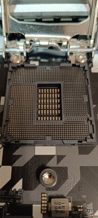 Продам комплект I7-11700+asrock B560 steel legend