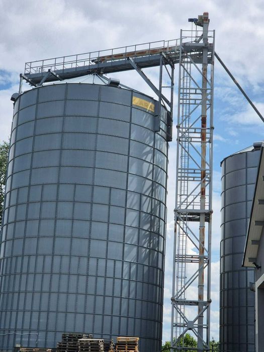 Silosy zbożowe płaskodenne. Typu Araj.