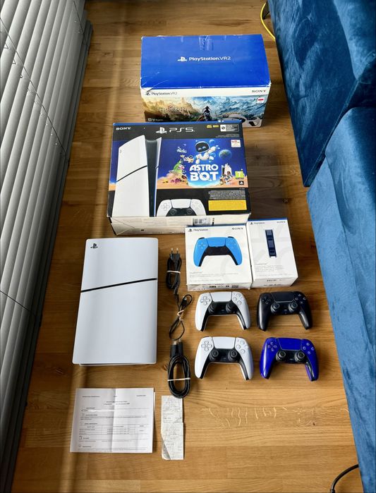 Konsola Ps5 Slim Digital Gwarancja Ubezpieczenie 2 Lata PlayStation 5 + Gry VR Pady Roblox
