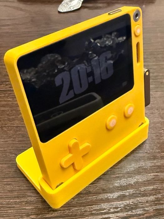 Stojak na konsole retro